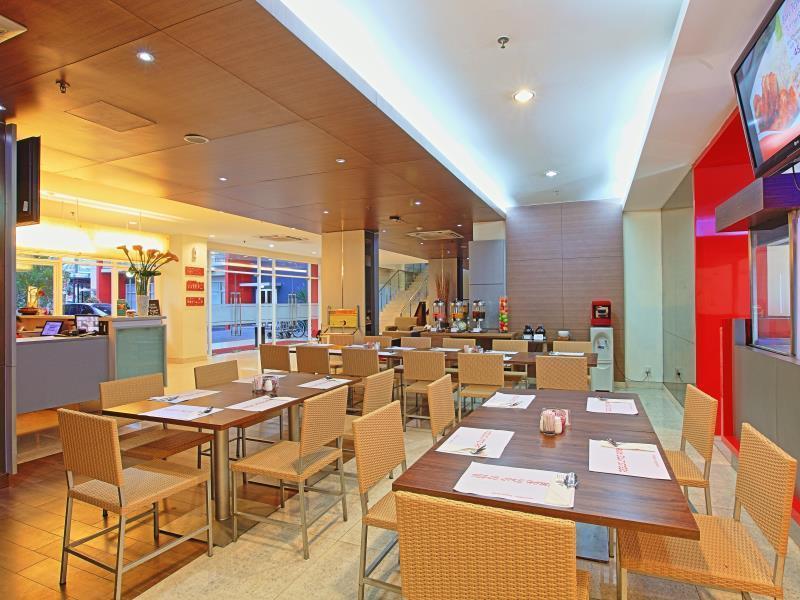 Metland Hotel Bekasi Kültér fotó